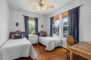 1228 16th St, Galveston, TX 77550 - Photo 17