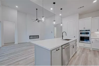 26914 Arethusa Court, The Woodlands, TX 77389 - Photo 17
