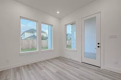 26914 Arethusa Court, The Woodlands, TX 77389 - Photo 19