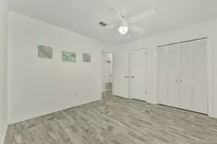 4214 Nueces Dr, Galveston, TX 77554 - Photo 19