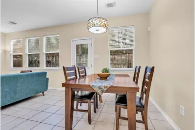 62 S Camellia Grove Circle, The Woodlands, TX 77382 - Photo 11