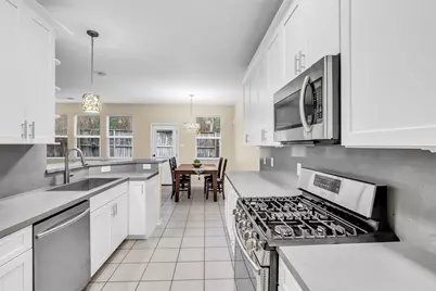 62 S Camellia Grove Circle, The Woodlands, TX 77382 - Photo 15