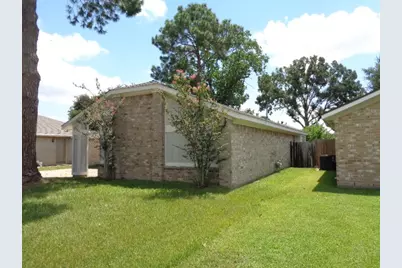 1227 Strawberry Park Lane, Katy, TX 77450 - Photo 3