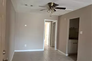 1014 Graham Dr, Tomball, TX 77375 - Photo 5