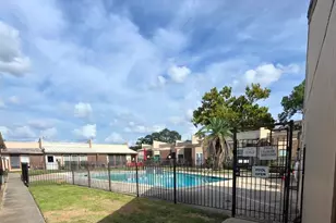1014 Graham Dr, Tomball, TX 77375 - Photo 13