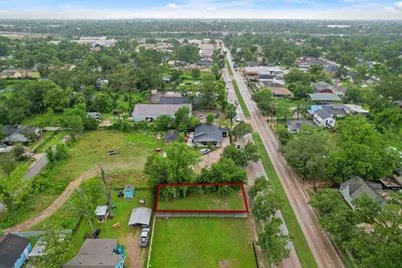 2422 E Crosstimbers Street, Houston, TX 77093 - Photo 9