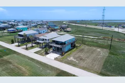 13231 Jolly Roger Drive, Freeport, TX 77541 - Photo 3