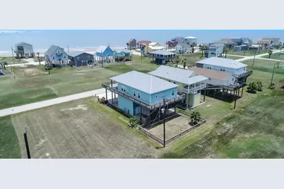13231 Jolly Roger Drive, Freeport, TX 77541 - Photo 35