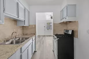 7888 Gallahad St, Houston, TX 77078 - Photo 7