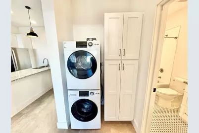 2102 Mechanic Street #203, Galveston, TX 77550 - Photo 5