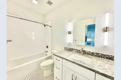 2102 Mechanic Street #203, Galveston, TX 77550 - Photo 7