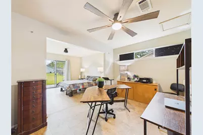 103 Ligustrum Street, Lake Jackson, TX 77566 - Photo 3