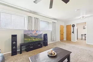 103 Ligustrum St, Lake Jackson, TX 77566 - Photo 9