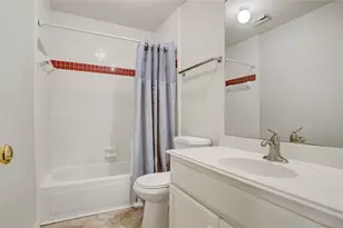 1103 Glendale Dr, Sugar Land, TX 77479 - Photo 31