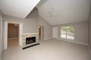 1880 White Oak Dr, Houston, TX 77009 - Photo 1