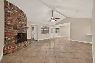 12523 Hunting Briar Dr, Houston, TX 77099 - Photo 9
