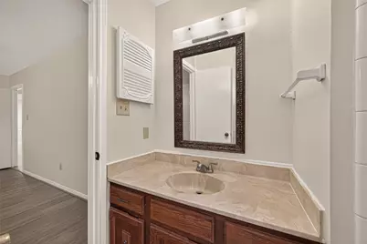12523 Hunting Briar Drive, Houston, TX 77099 - Photo 31