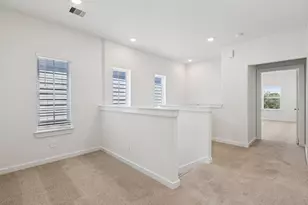 10028 Rustic Charm St, Houston, TX 77080 - Photo 15