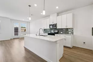 10028 Rustic Charm St, Houston, TX 77080 - Photo 11