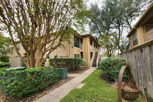 1311 Antoine Dr, Houston, TX 77055 - Photo 9