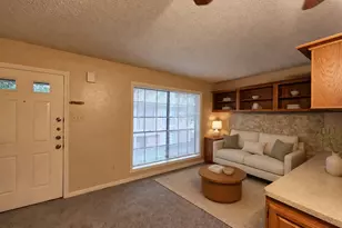 1311 Antoine Dr, Houston, TX 77055 - Photo 3