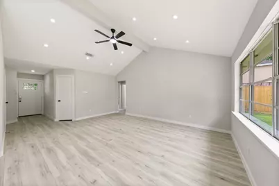 11831 Steamboat Springs Drive, Houston, TX 77067 - Photo 9