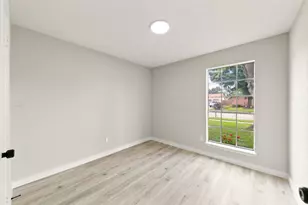 11831 Steamboat Springs Dr, Houston, TX 77067 - Photo 17