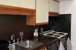 8141 Glenbrook Dr, Houston, TX 77017 - Photo 7