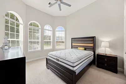 25819 Oakwood Knoll Drive, Katy, TX 77494 - Photo 17