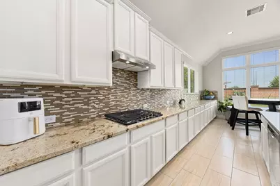 25819 Oakwood Knoll Drive, Katy, TX 77494 - Photo 9