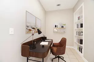 7575 Kirby Dr, Houston, TX 77030 - Photo 5
