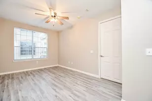 7575 Kirby Dr, Houston, TX 77030 - Photo 19