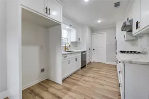 9719 Lawngate Dr, Houston, TX 77080 - Photo 21