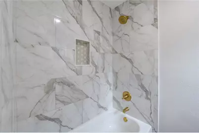 9719 Lawngate Drive, Houston, TX 77080 - Photo 37