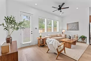 1008 Tuskegee Heights Ln, Houston, TX 77091 - Photo 1