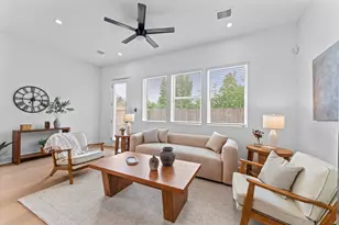 1008 Tuskegee Heights Ln, Houston, TX 77091 - Photo 5