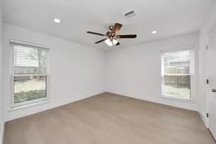 3614 Almington Ln, Houston, TX 77088 - Photo 19