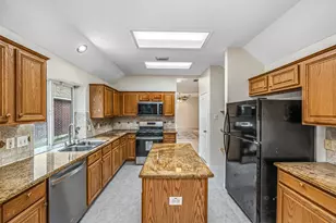 12335 Shadowvista Dr, Houston, TX 77082 - Photo 11