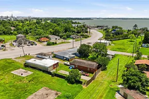 6105 Bayway Dr, Baytown, TX 77520 - Photo 5