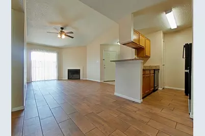 3770 Lovers Wood Lane #1005, Houston, TX 77014 - Photo 5