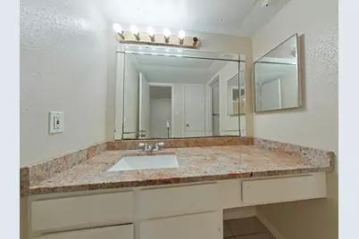 3770 Lovers Wood Lane #1005, Houston, TX 77014 - Photo 7