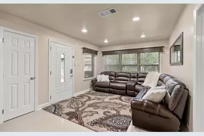 103 Midway Drive, Baytown, TX 77521 - Photo 7