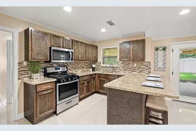 103 Midway Drive, Baytown, TX 77521 - Photo 3