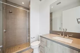2323 W Main St, Houston, TX 77098 - Photo 7
