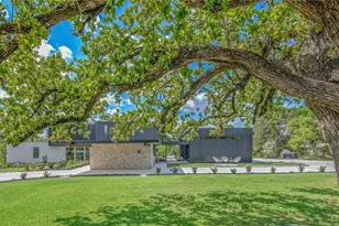 748 S Rosemary Dr, Bryan, TX 77802 - Photo 7