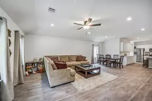 25038 Lindsey Ln, Magnolia, TX 77354 - Photo 13