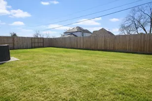 417 Dr. Martin Luther King Jr. Dr., La Porte, TX 77571 - Photo 15