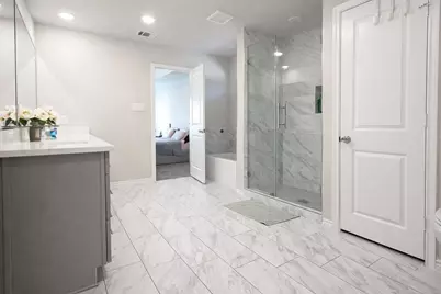 417 Dr Martin Luther King Jr Drive, La Porte, TX 77571 - Photo 9