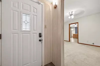 610 E Houston Street, Highlands, TX 77562 - Photo 7