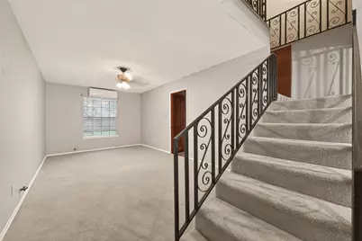 610 E Houston Street, Highlands, TX 77562 - Photo 15